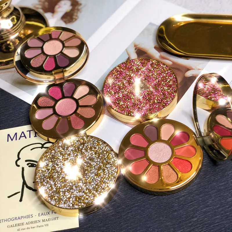11 Color Shimmer Eyeshadow Palette in Sparkling Case
