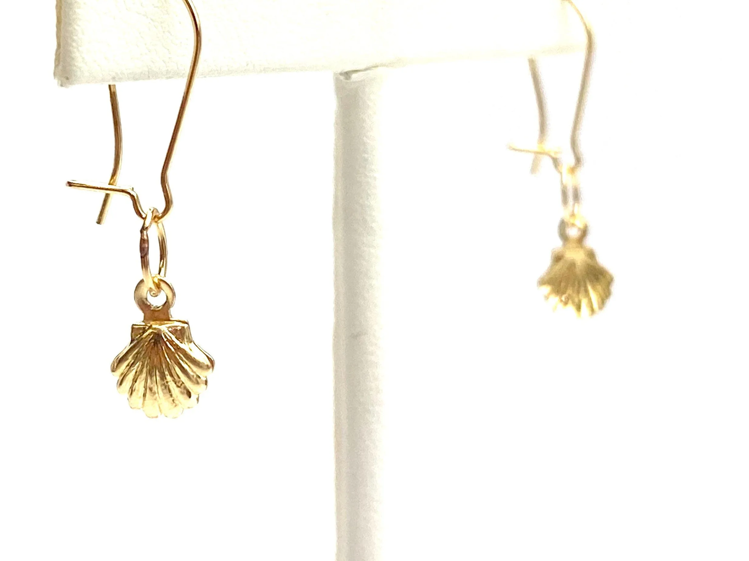 14KGF Seashell Charm , Sku#2176-C