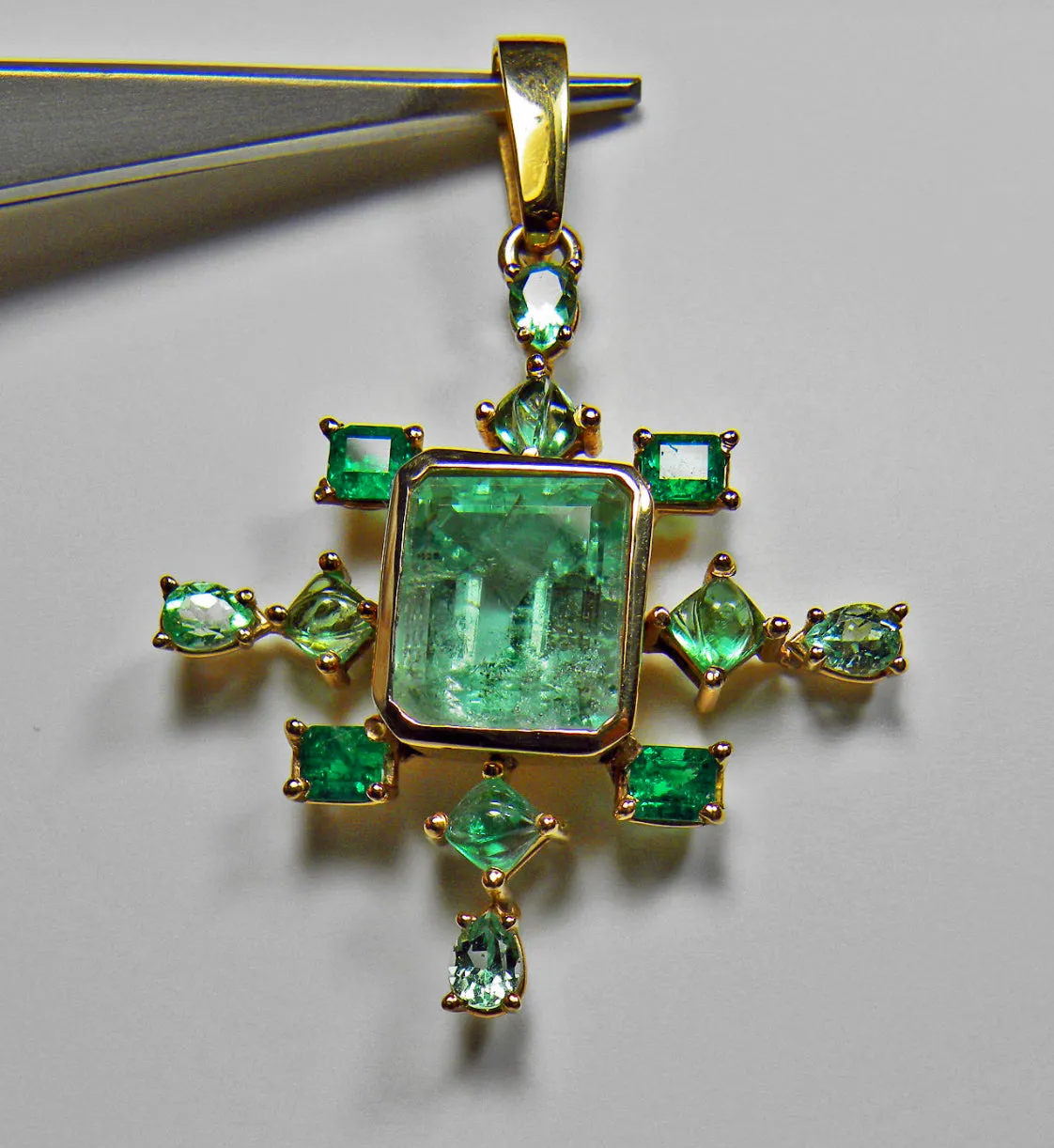 7.40 Carat Cluster Natural Colombian Emerald Pendant