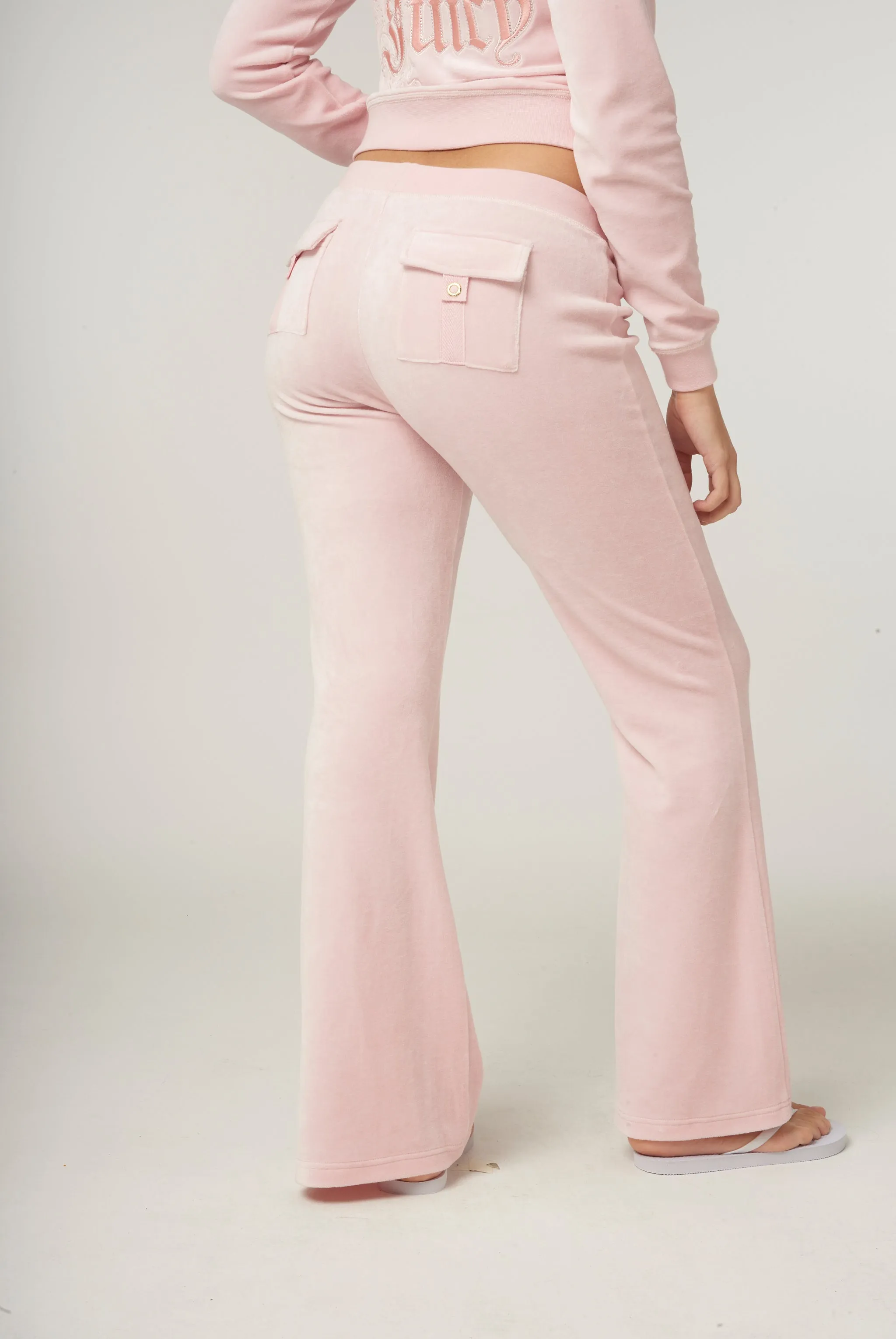 ALMOND BLOSSOM ULTRA LOW RISE RENAISSANCE CREST BAMBOO VELOUR HERITAGE BOTTOMS