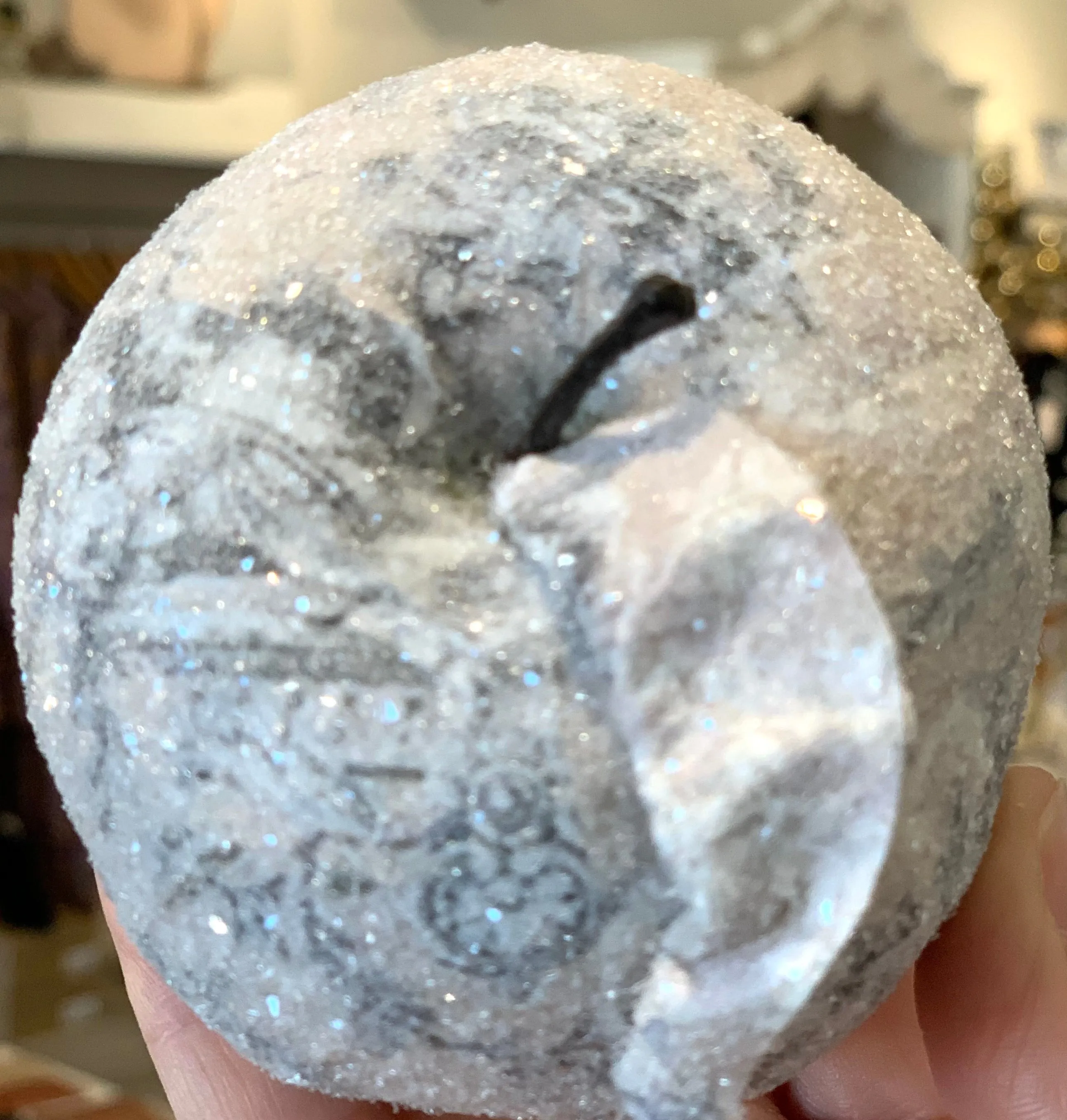 Apple-Paper Dove Toile
