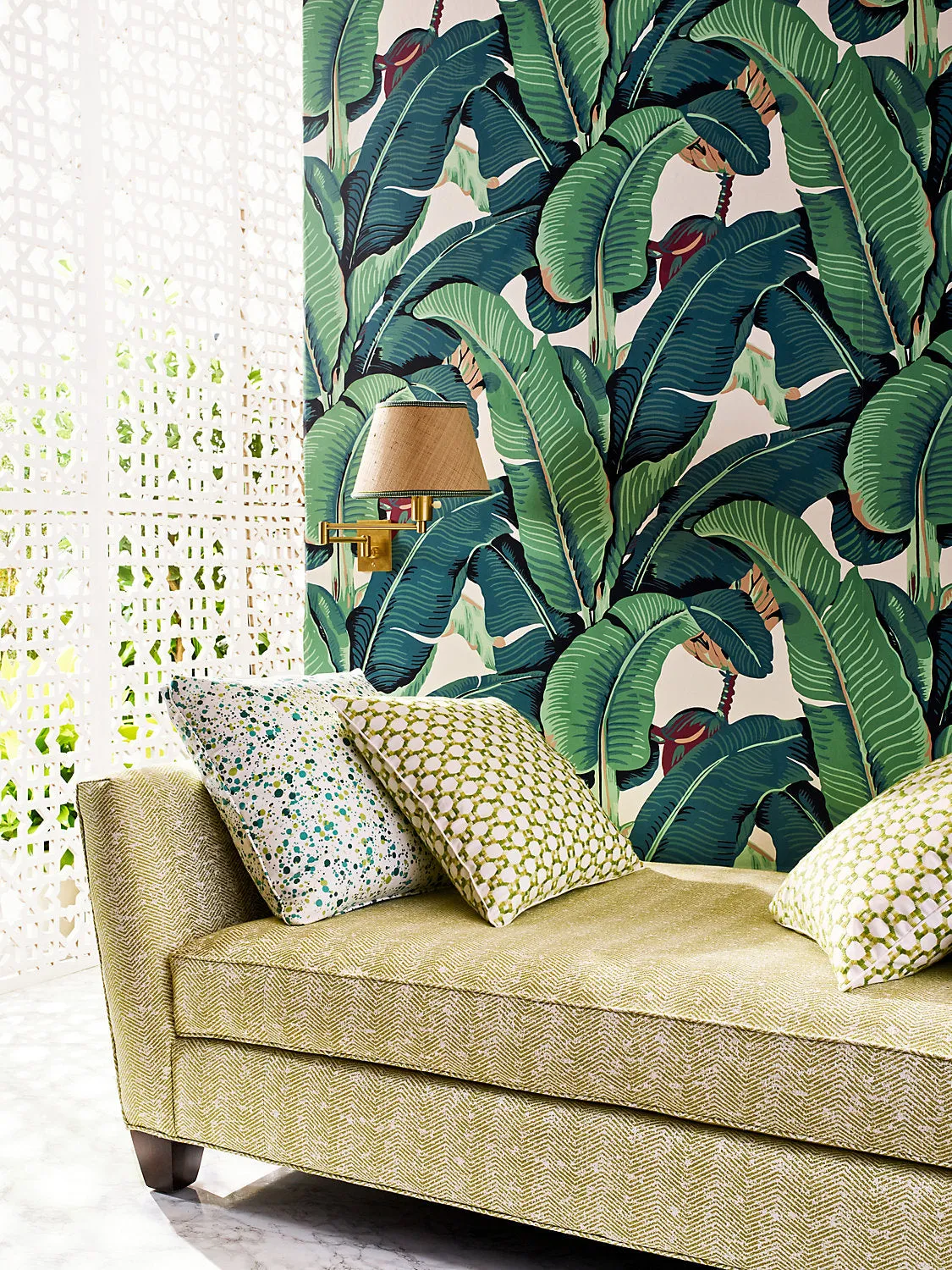 Beverly Hills Banana Palm Wallpaper - Green