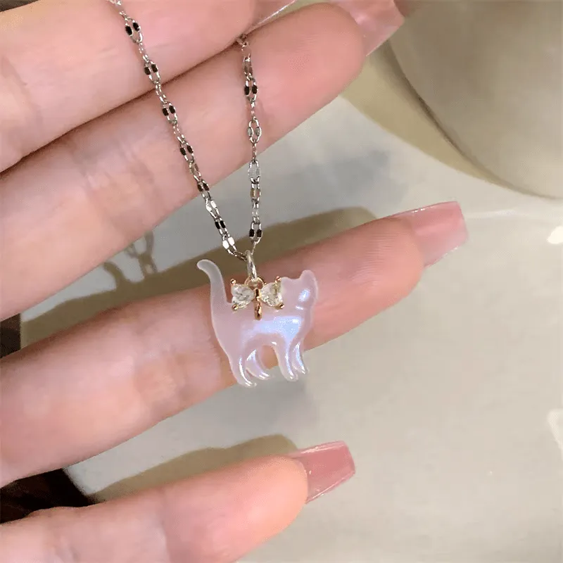 Crystal Bowknot Cat Pendant Necklace