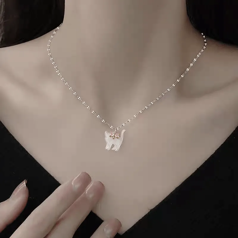 Crystal Bowknot Cat Pendant Necklace