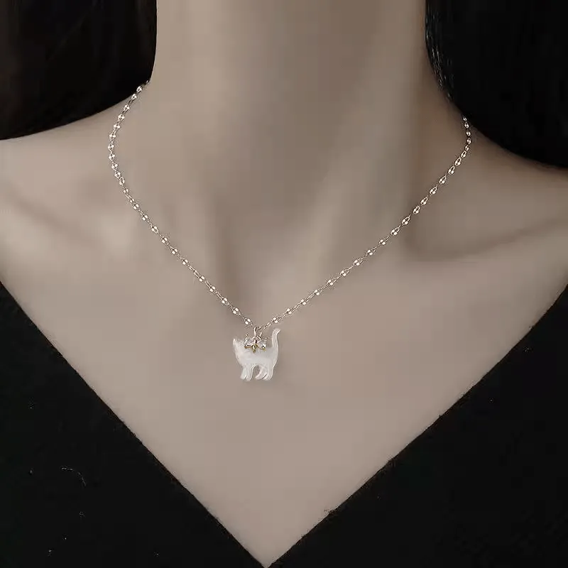 Crystal Bowknot Cat Pendant Necklace