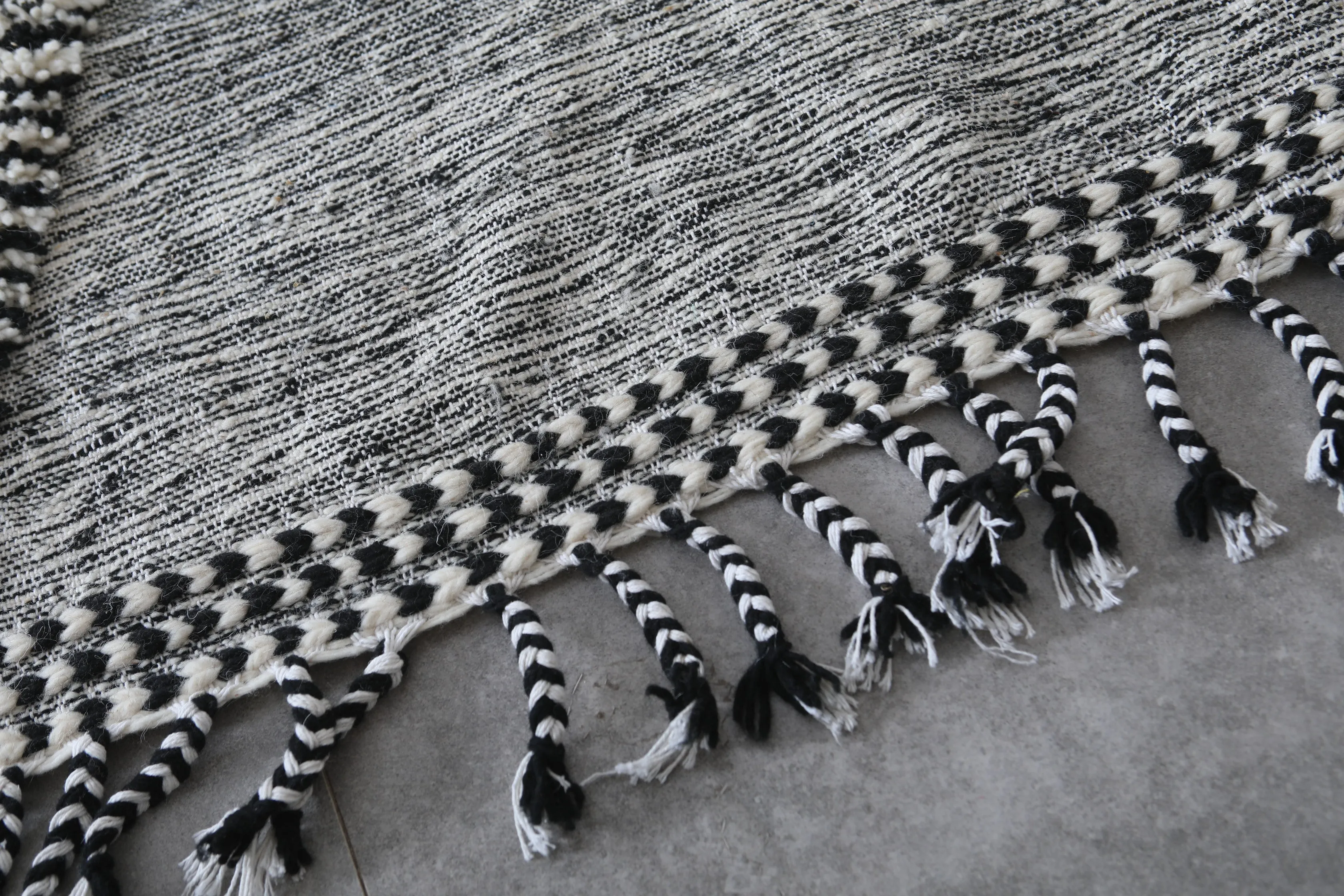 Custom Berber area rug - Hand knotted rug - Beni rug