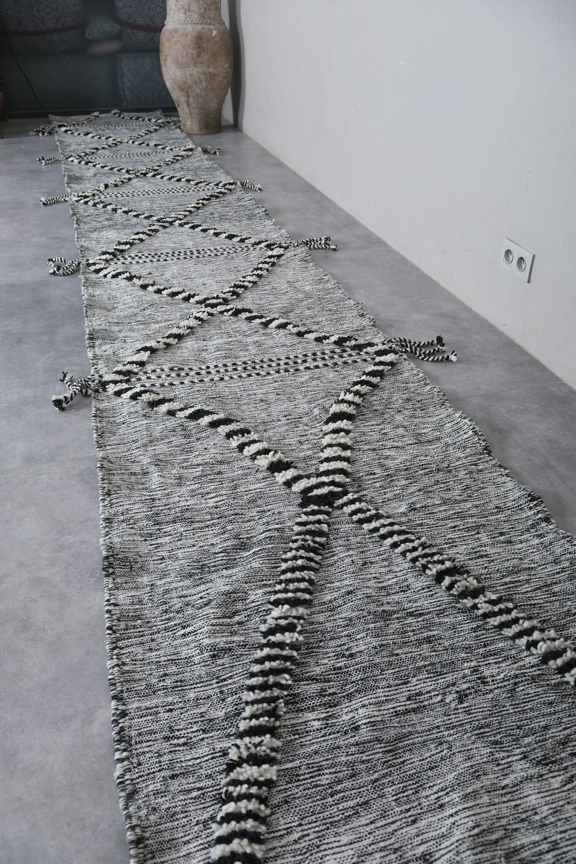 Custom Berber area rug - Hand knotted rug - Beni rug