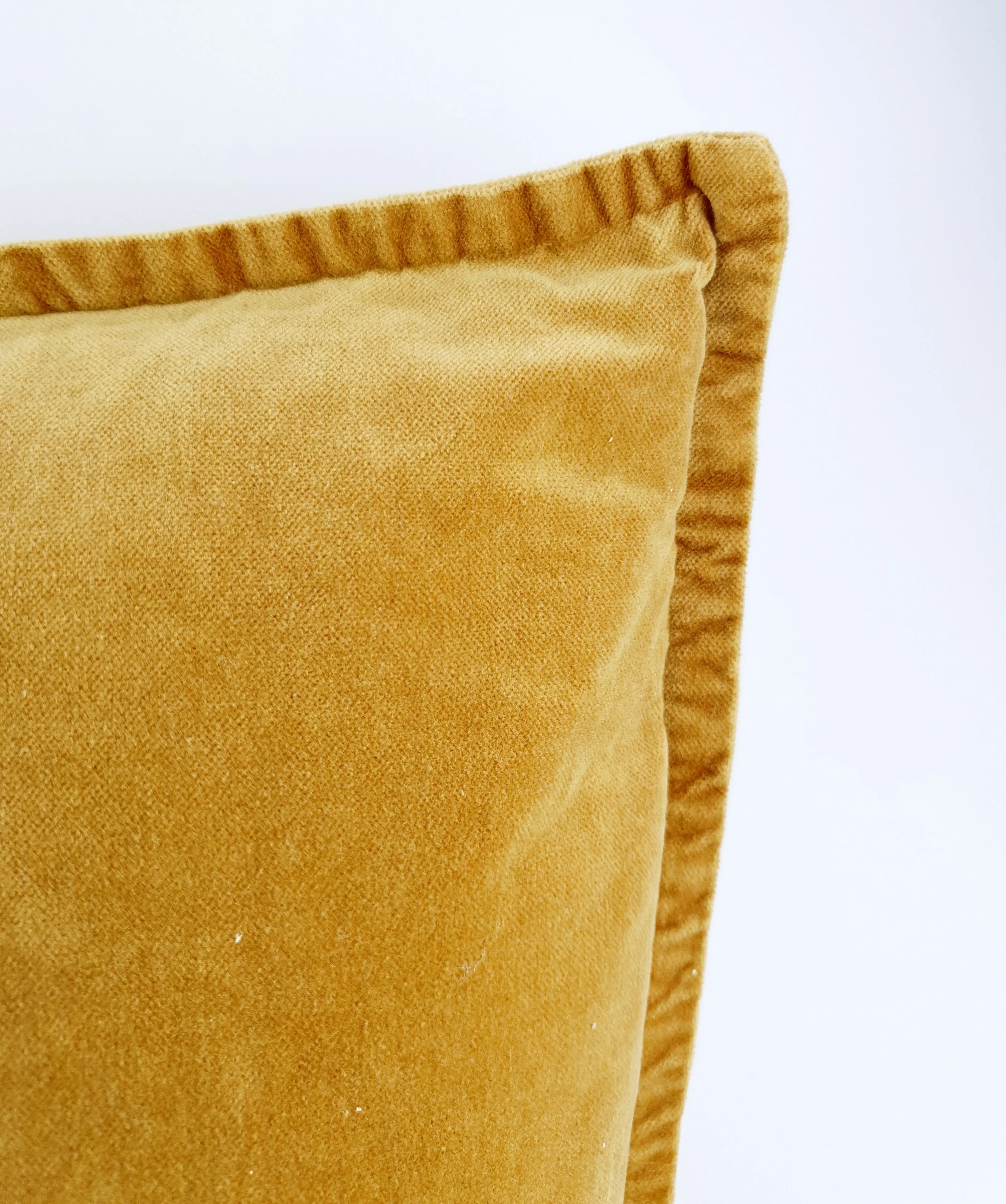 Golden Stone washed velvet Cushion