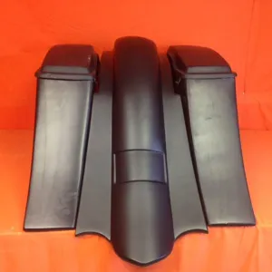 Harley Davidson 6" Heritage Softail Out &amp; Down Extended Saddlebags, Lids   Fender No Cutouts