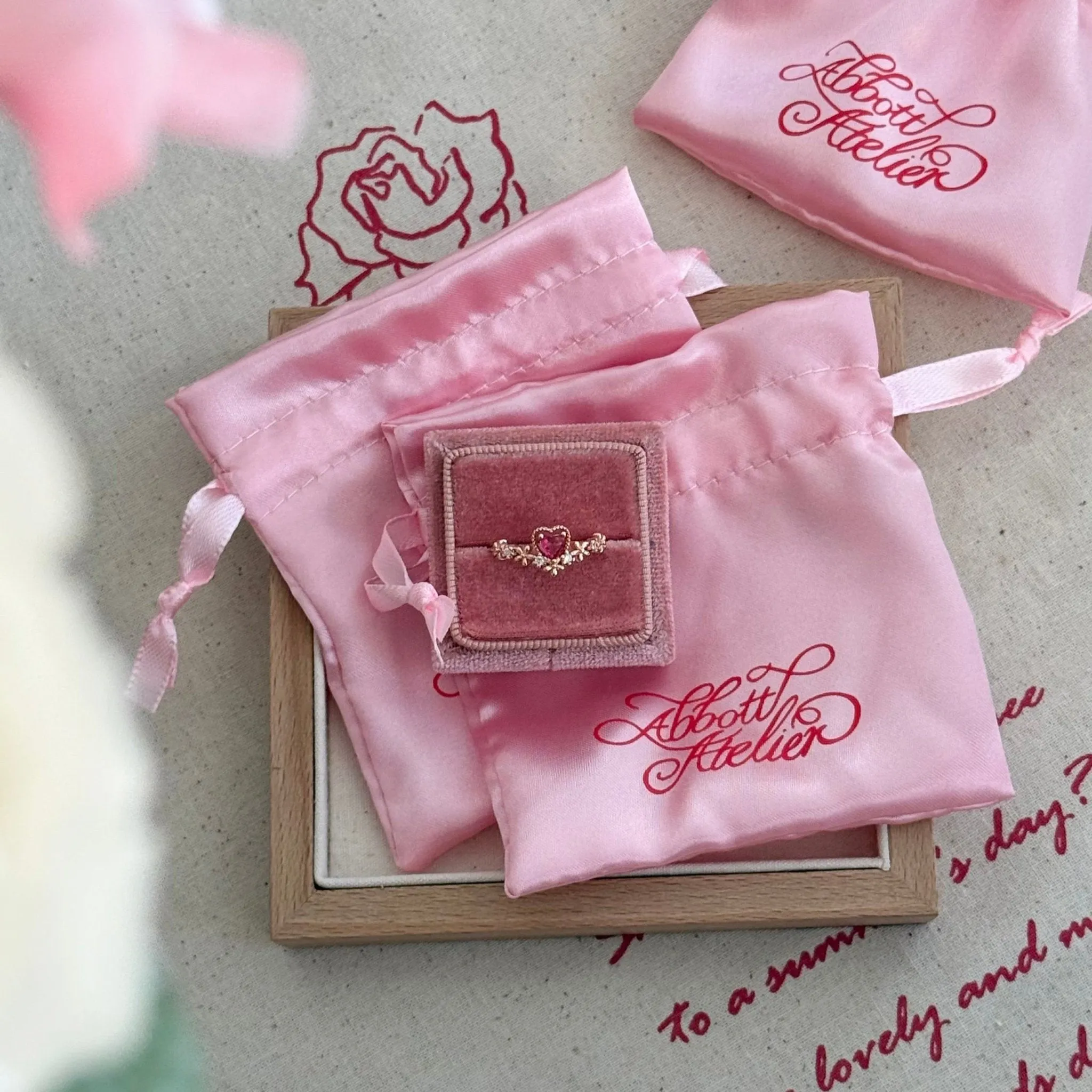 Jewelry Pouch (Pink Satin)
