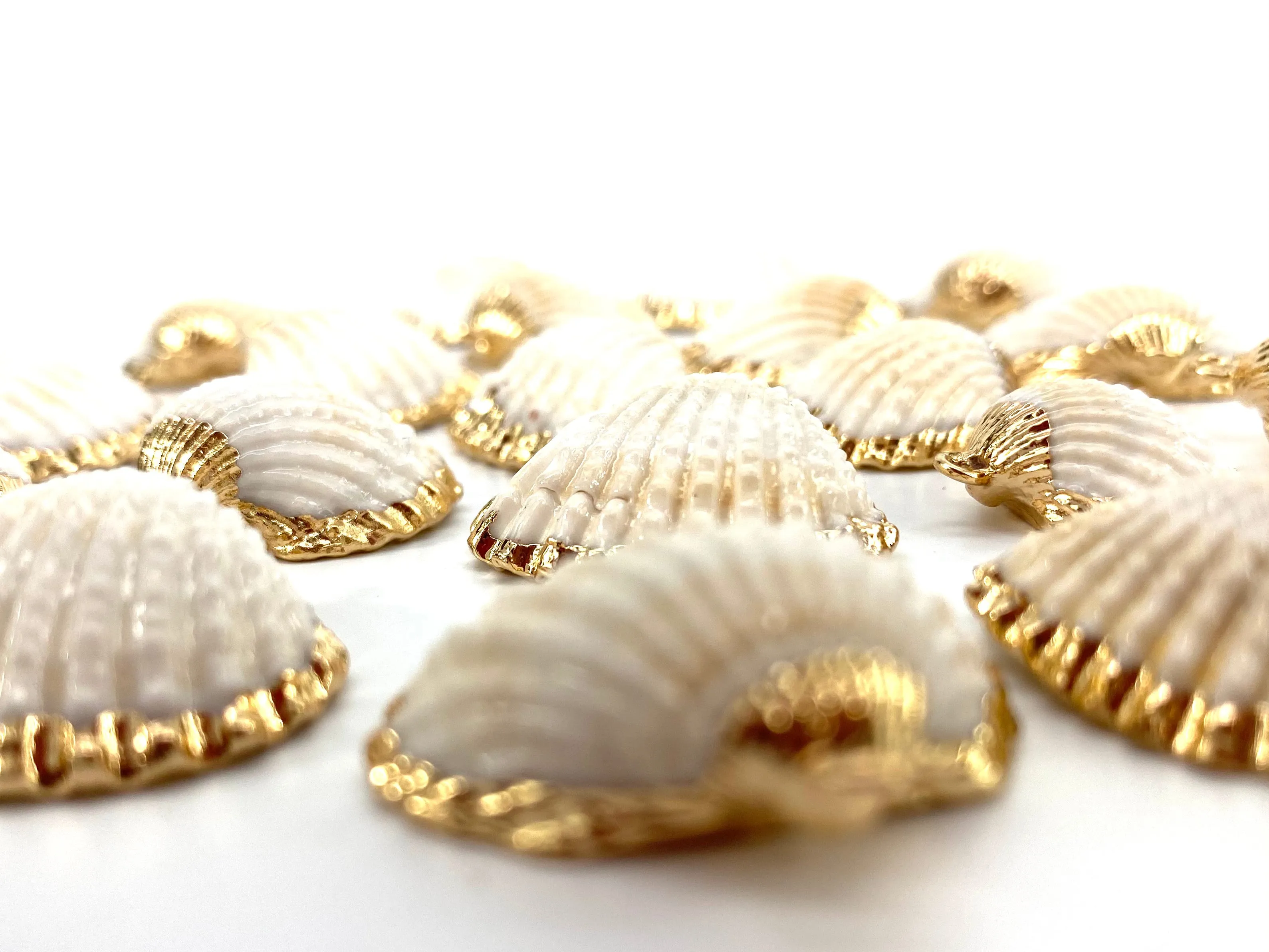 Mother Of Pearl Seashell Beads, Sku#M640