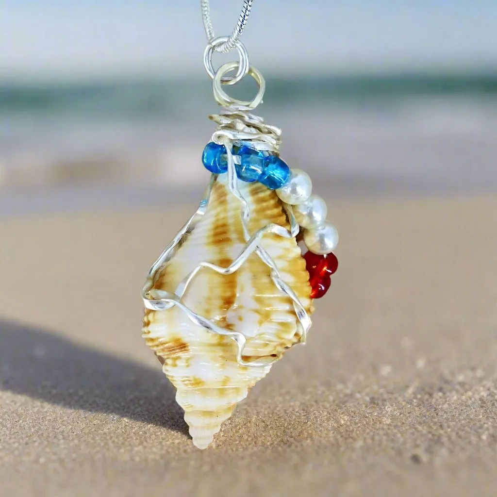Patriotic Natural Fighting Conch Pendant – Red, White & Blue, Handcrafted with Leather Rope