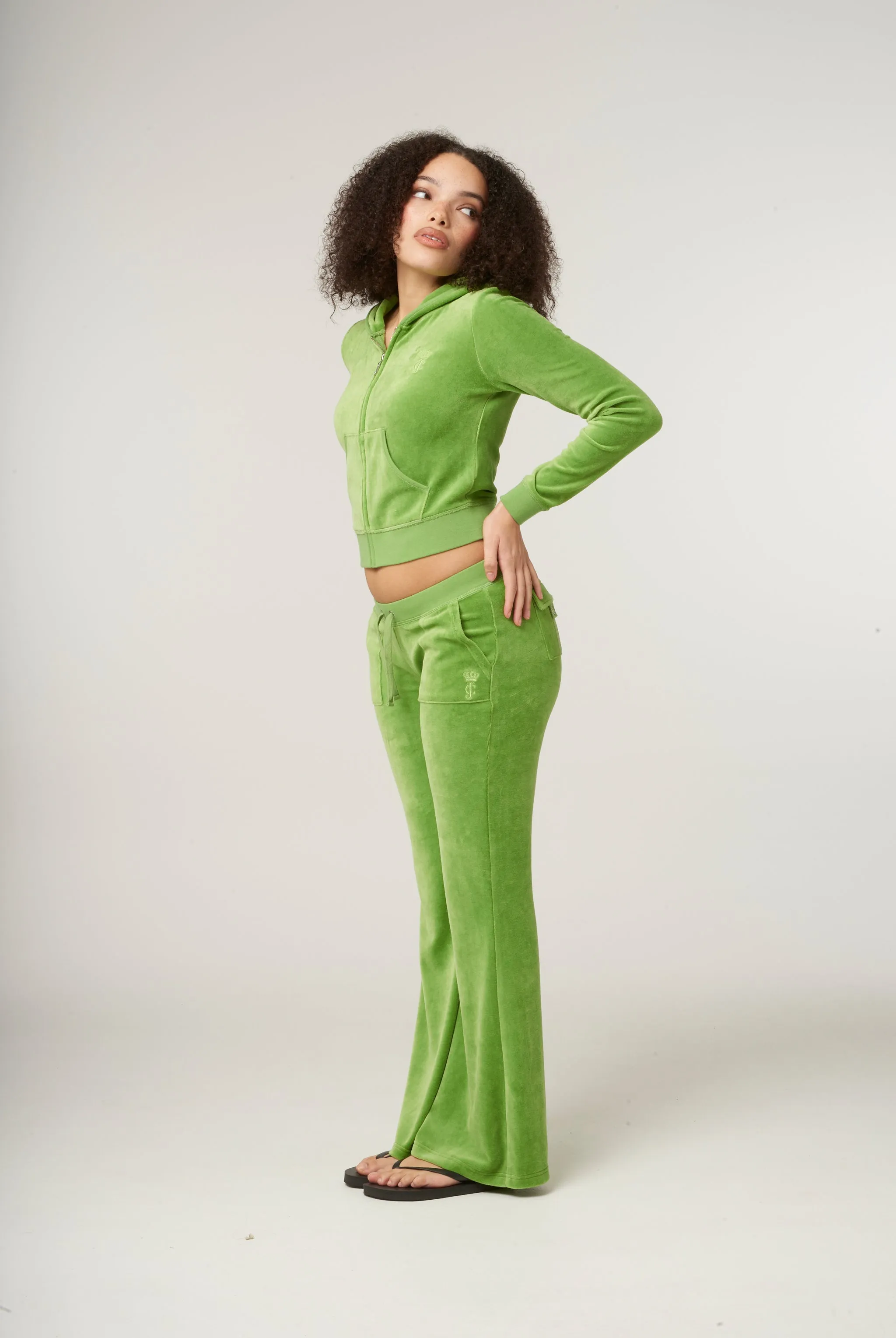 PIQUANT GREEN ULTRA LOW RISE BAMBOO VELOUR HERITAGE POCKETED BOTTOMS