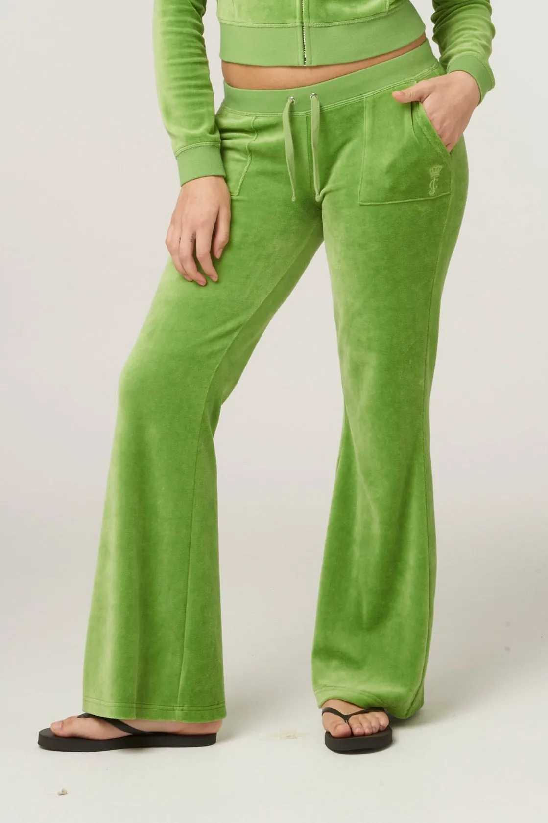 PIQUANT GREEN ULTRA LOW RISE BAMBOO VELOUR HERITAGE POCKETED BOTTOMS