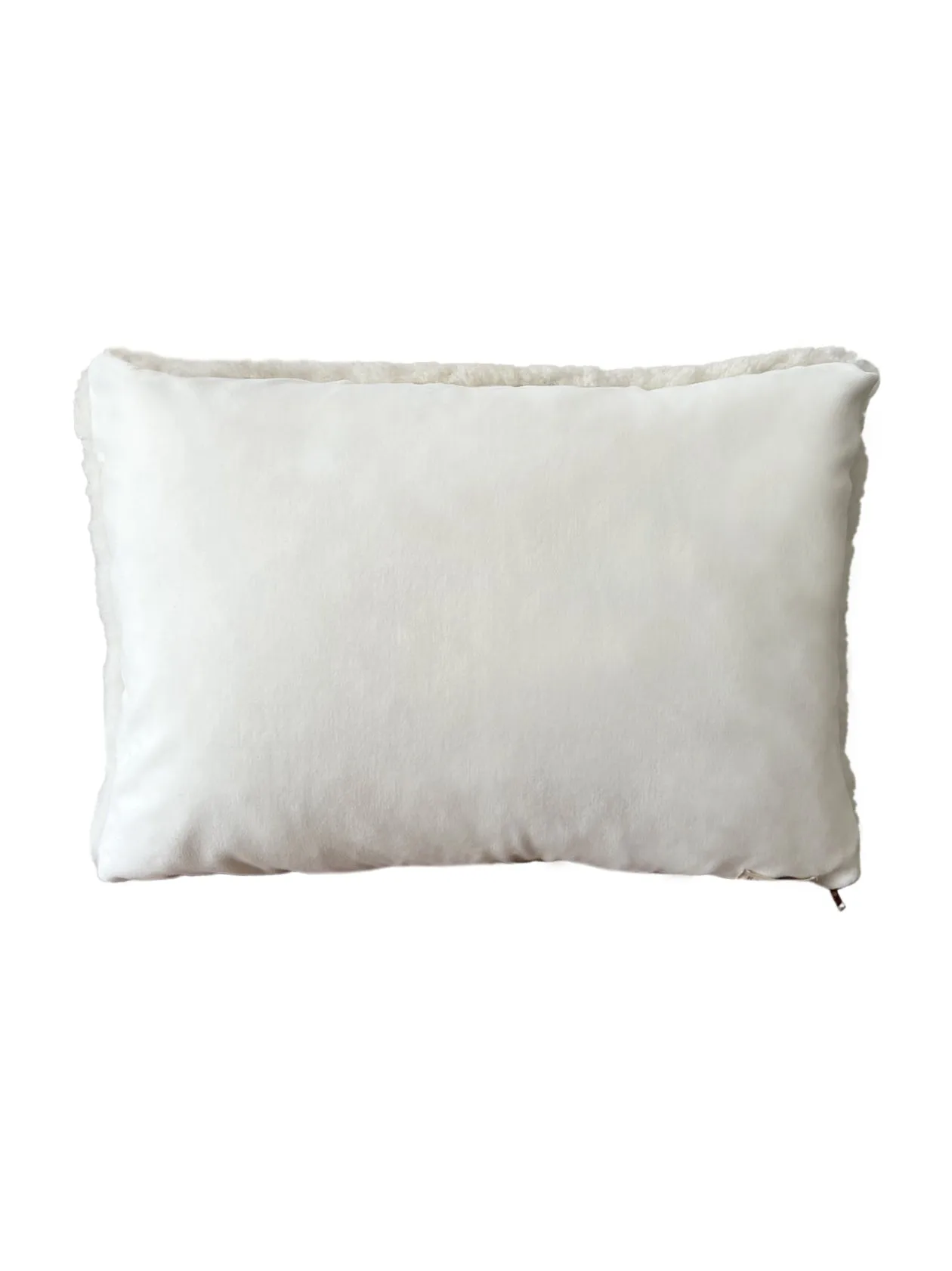 Shearling lumbar in cream