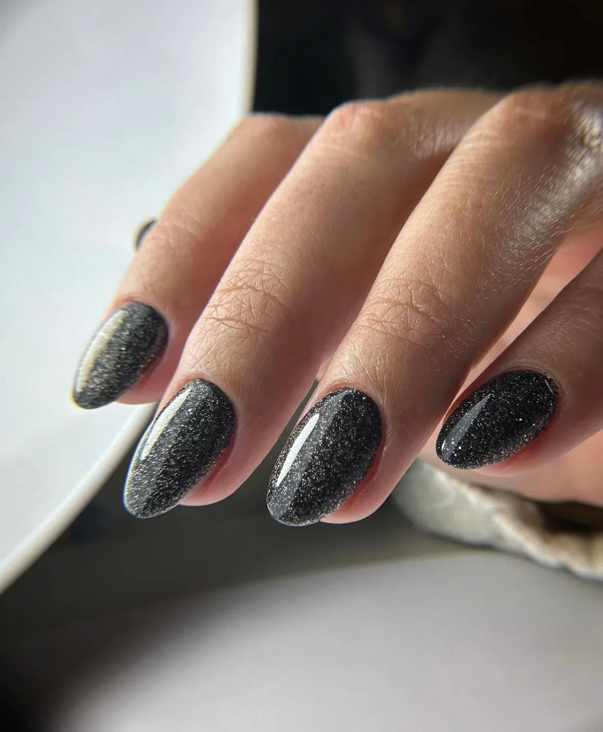 Tall, Dark and Handsome Glitter Gel 10 ml