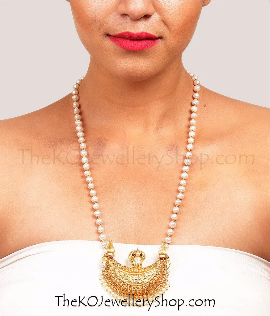 The Viloma Kokkethathi Silver Pearl Necklace