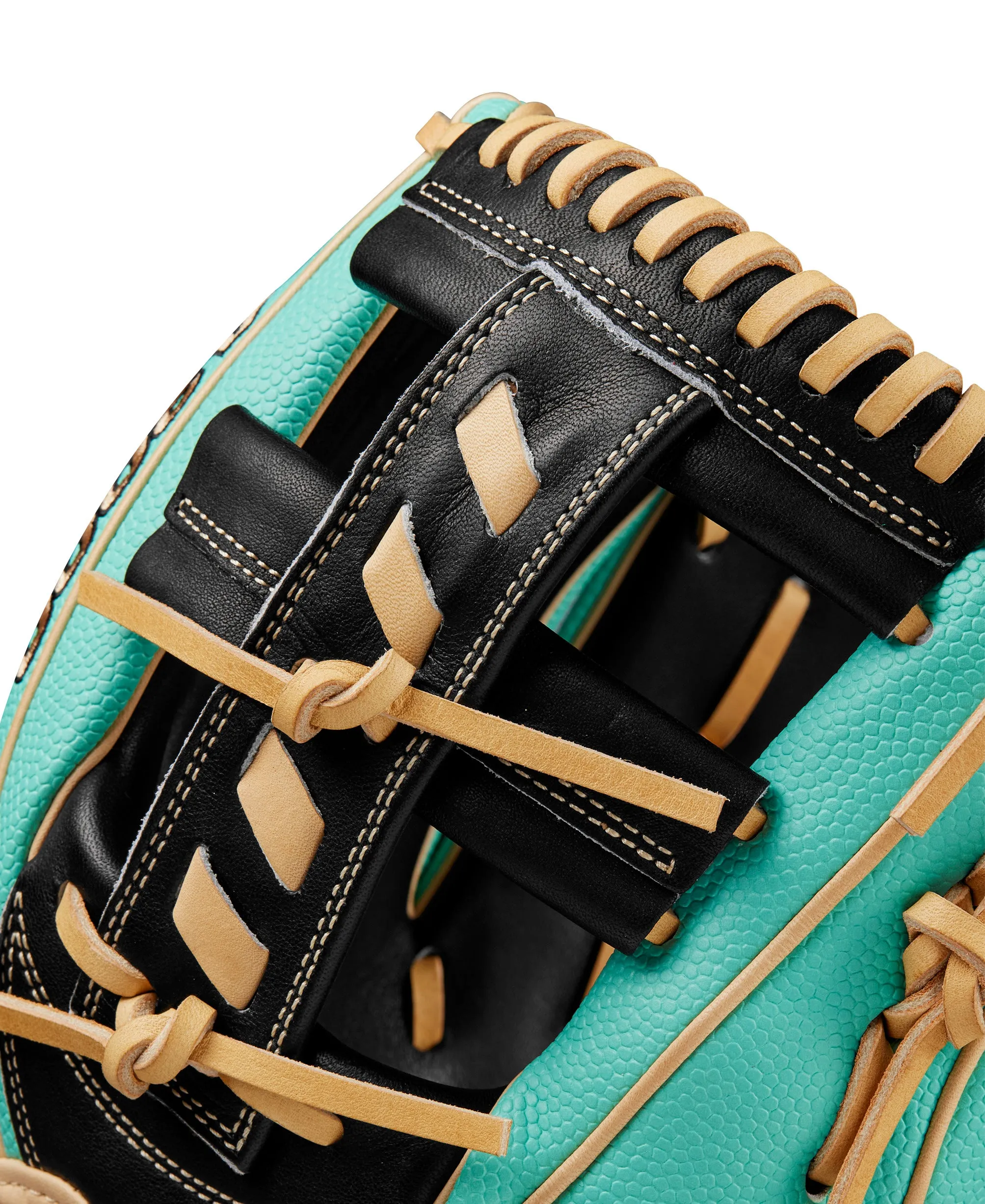 Wilson Spring 2025 A2000 1716SS 11.5” Infield Baseball Glove: WBW102046